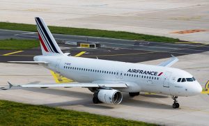 Air France sospende i collegamenti verso l’Italia dal 14 marzo al 3 aprile