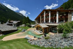 Seh United Hoteliers stringe con Hotel Chalet de Tradition