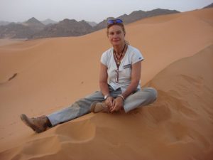 CartOrange: un pomeriggio con Carla Perrotti, la “signora dei deserti”