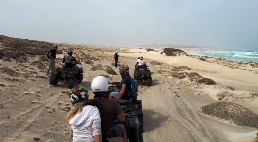 escursione in quad Royal Horizon Boa Vista Swan Club Capo Verde - villaggio Swan Tour