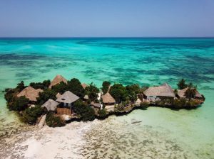 Azemar inaugura The Island a Zanzibar