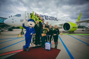 AirBaltic festeggia il primo milione di passeggeri trasportati sul CS300