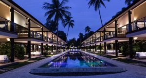 Mappamondo sigla accordo con il Nikki Beach di Koh Samui (Thailandia)
