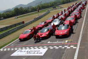 Mercure Tirrenia Green Park ospita il Ferrari Club Passione Rossa Italia