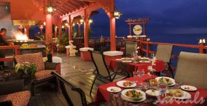 Sandals Montego Bay: nuovi ristoranti e Over-the-Water Wedding Chapel