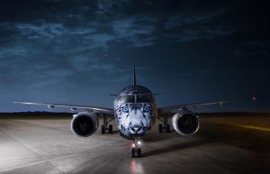 Air Astana: in flotta il primo E190-E2, in livrea “Leopardo delle Nevi”