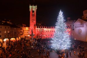 Trento, affluenza record per la 25a edizione del mercatino di Natale