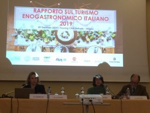 Rapporto sul turismo enogastronomico italiano 2019: l’enogastronomia cresce e si conferma importante driver di viaggio