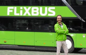 Flixbus riduce l'impatto sull'ambiente a Natale con Offset Christmas