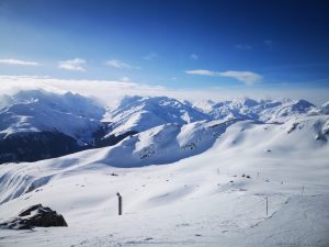 Disentis, Svizzera: in primavera l’integrazione “sci ai piedi” con Andermatt-Sedrun