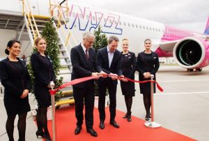 Airbus ha consegnato oggi a Wizz Air il primo A321neo