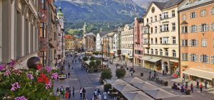 Eventi e proposte a Innsbruck per una vacanza tra montagna e città