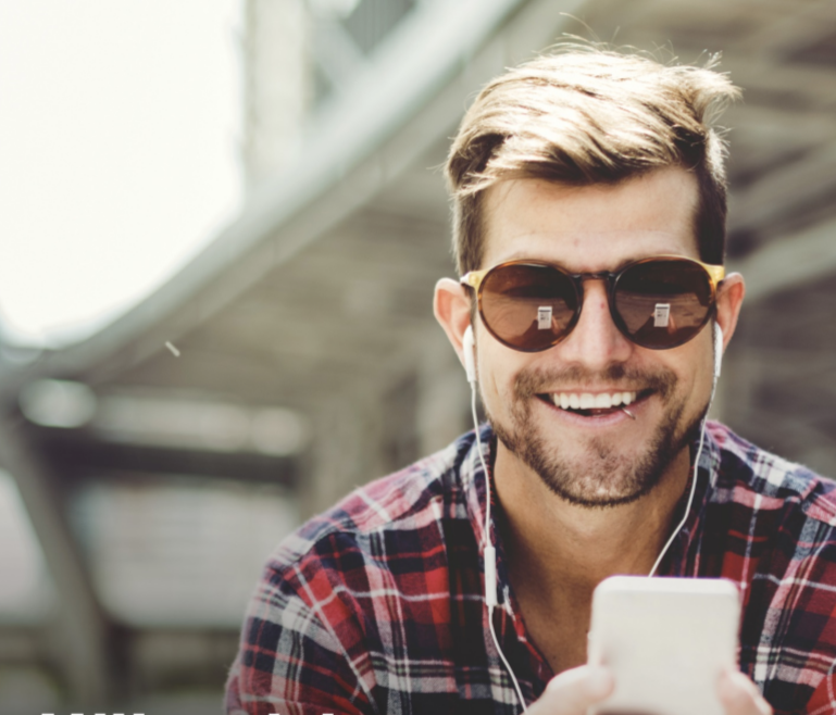 Da Youtube agli smartphone: come conquistare i giovani clienti secondo Fiavet