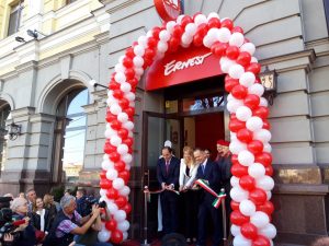 Ernest Airlines apre gli uffici a Kiev e lancia 5 nuove rotte per il 2020