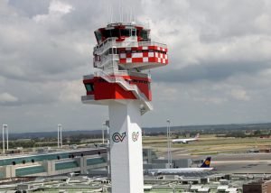 In Europa il traffico aerea ha superato nel 2025 i numeri pre pandemia. I dati Eurocontrol