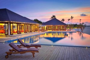Kanifushi: il 5 stelle firmato Atmosphere Hotels & Resorts è soluzione ideale per coppie e famiglie alle Maldive