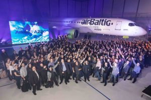 Airbus festeggia il centesimo A220-300. Il velivolo è destinato alla flotta AirBaltic