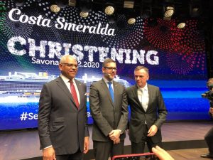 Battesimo con Penelope Cruz per Costa Smeralda