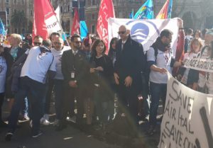 Air Italy: domani tavolo tecnico tra ministeri e regioni Lombardia e Sardegna