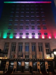 Gruppo Una: facciata tricolore per il Principi di Piemonte