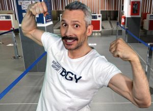 Milano Bergamo: i video – e un sorriso – per ricordare le nuove norme in aeroporto