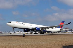 Delta Air Lines riapre oggi i collegamenti Italia-Usa con la Milano-New York