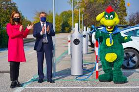 Gardaland ed Enel X: otto punti ricarica nel parco per favorire la mobilità sostenibile