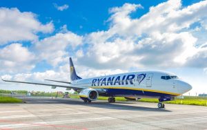 Ryanair chiuderà a novembre la base di Bordeaux: “Tasse aeroportuali troppo elevate”