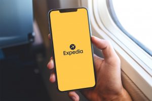 Expedia, Booking e Airbnb: escalation degli investimenti pubblicitari