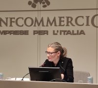 Fiavet: «Che fine hanno fatto i 100 milioni di rimborsi di Alitalia?»