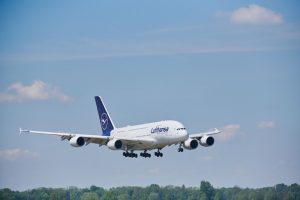 Lufthansa: sciopero del personale di terra domani, 27 luglio