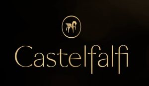 Castelfalfi rinnova l’immagine con un logo inedito che coniuga passato e futuro