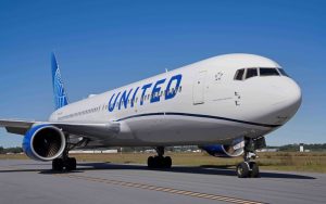 United Airlines insiste su Napoli: lo stagionale per New York decolla quasi un mese prima