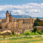 Accordo per rafforzare i Borghi più belli d'Italia fra le Marche e Assohotel