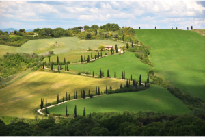 https://www.travelquotidiano.com/wp-content/uploads/2025/02/toscana-300x200.png