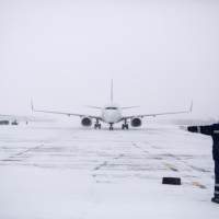 Stati Uniti: la lenta ripresa dei voli dopo la tempesta di neve