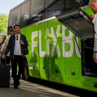 Flixbus amplia i servizi per le festività pasquali: oltre 10.000 corse giornaliere fra 300 città