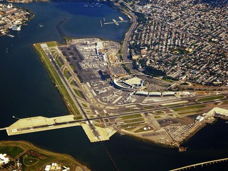 https://www.travelquotidiano.com/wp-content/uploads/2026/03/LaGuardia_Airport-450x338.jpeg