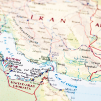 Lo Stretto di Hormuz è aperto. Le navi possono passare. Meno male