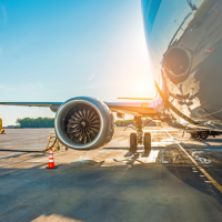 Le compagnie aeree soffocate dall'aumento folle del carburante