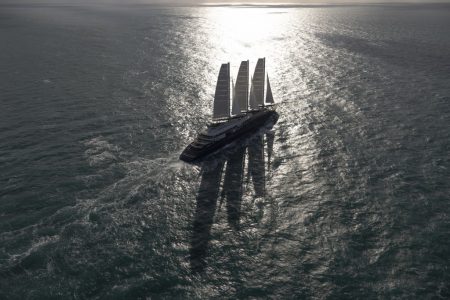 Trieste prosegue la stagione crocieristica. Arriva Orient Express Corinthian