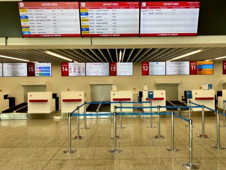 Aeroporto Genova, attivi da oggi i nuovi banchi per il check-in. Entro luglio saranno 22