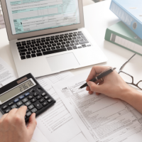 Imprese ricettive, oneri amministrativi di 826 milioni l'anno