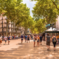 Barcellona limita il numero di visitatori ad un massimo di 16 mln l'anno