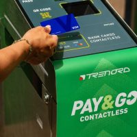Trenord adotta Pay&Go. Si paga con il contactless. Si iniza sulla Milano Cadorna-Como Lago