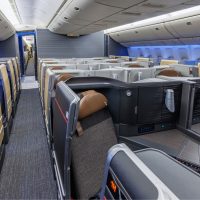 American Airlines incrementa il numero dei posti premium sui B777