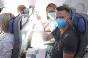 Gli Stati Uniti prolungano al 18 aprile l’obbligo di mascherine a bordo degli aerei