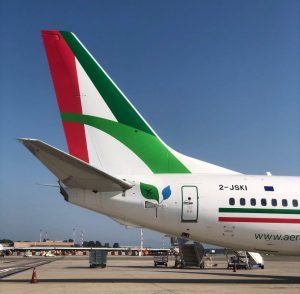 Aeroitalia investe su Salerno: un velivolo basato e 4 rotte domestiche, dal 22 maggio