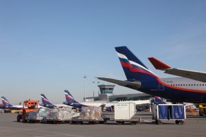 Aeroflot chiude il 2020 con ricavi dimezzati e un rosso da 1,3 miliardi di dollari