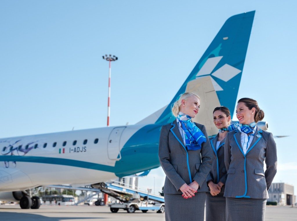 Air Dolomiti cerca assistenti di volo: recruiting in Italia a ottobre